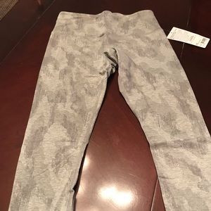 Athleta Organic Be Present Capri